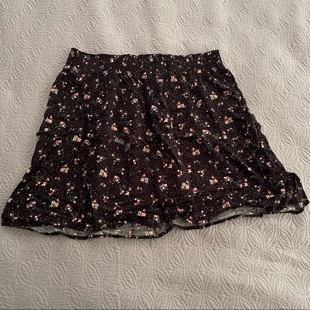 NWT Plus Size Black & Pink Forever 21 Ruffled Floral Skirt